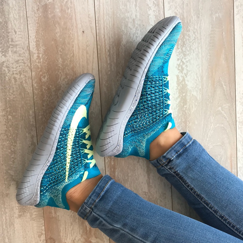 NWT Nike ID Free Rn Flyknit 2018 - Picture 4 of 8